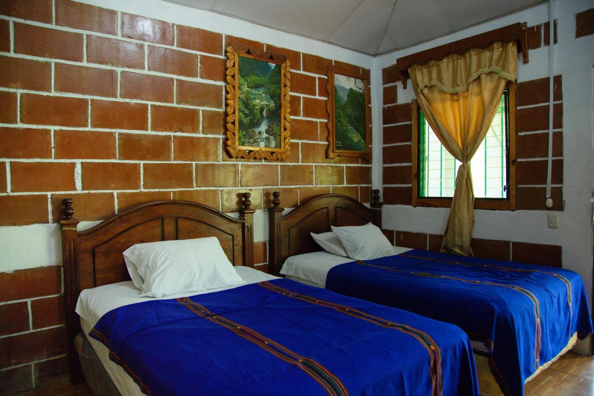 Vinas Hotel Lanquín Esterno foto