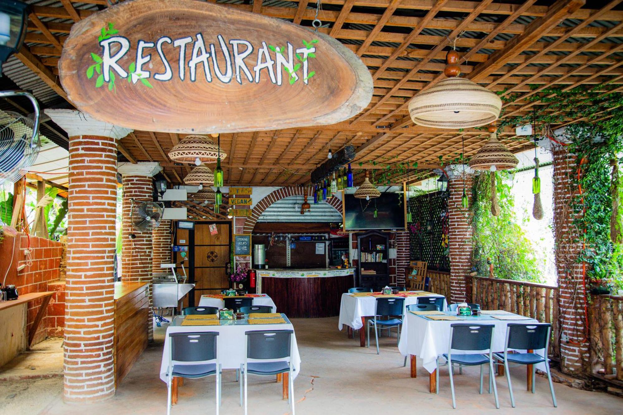 Vinas Hotel Lanquín Esterno foto