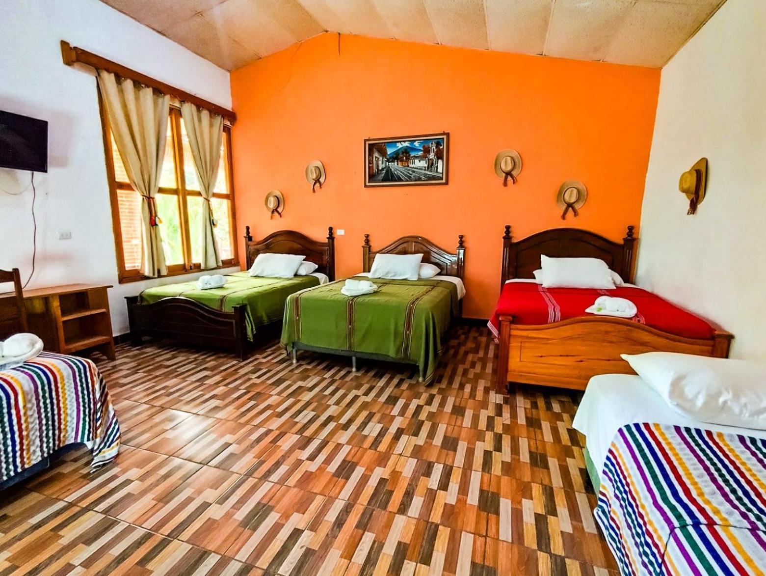 Vinas Hotel Lanquín Camera foto