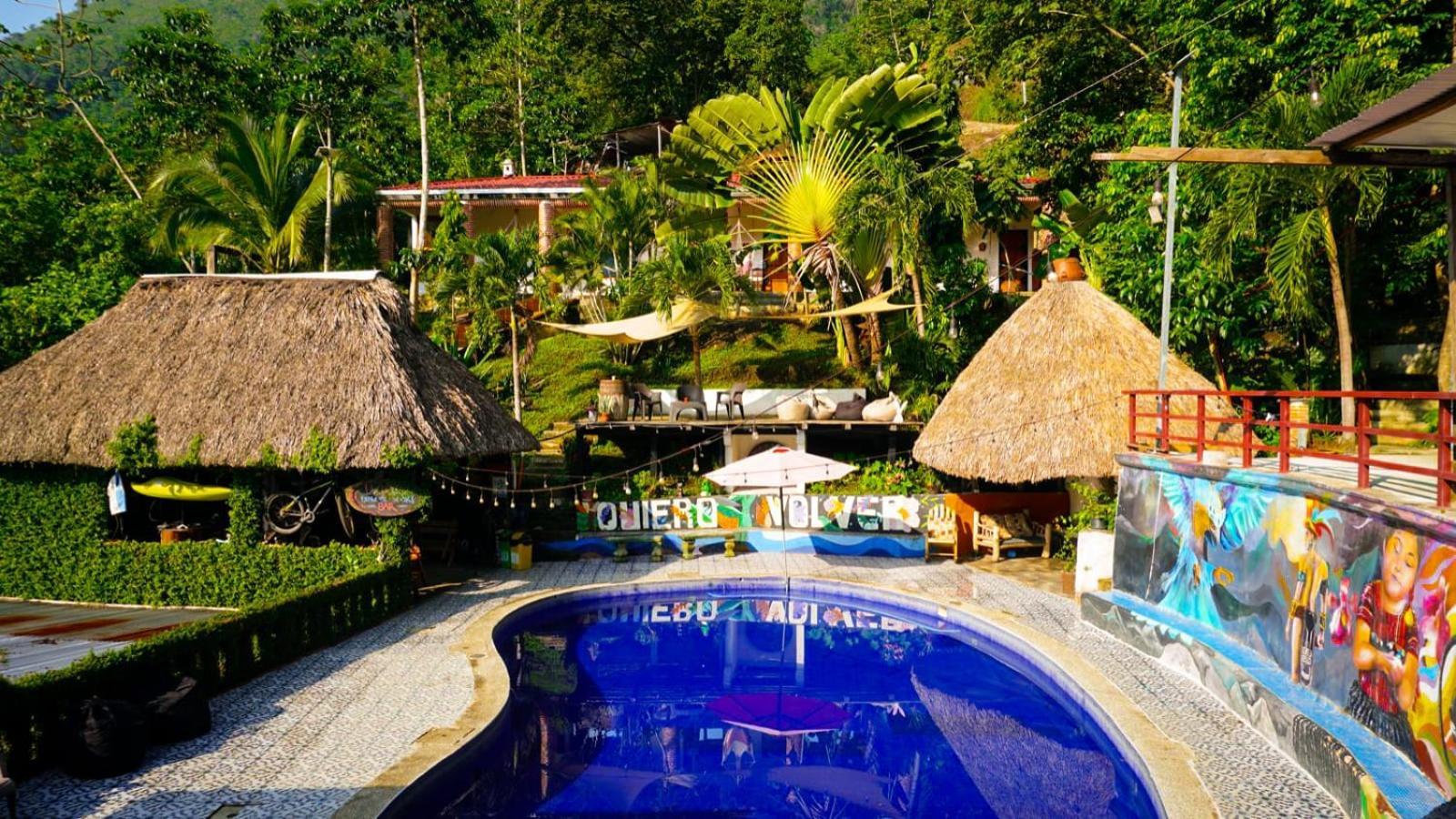 Vinas Hotel Lanquín Esterno foto